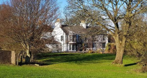 Torrs Warren Country House Bed & Breakfast